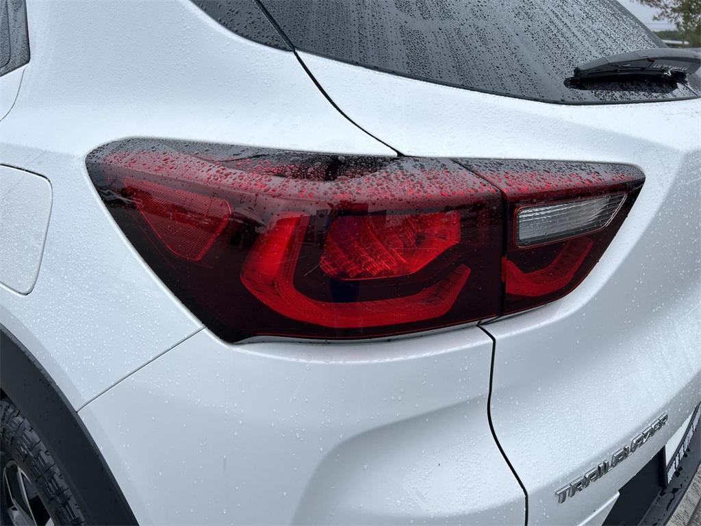 used 2024 Chevrolet TrailBlazer car, priced at $26,994