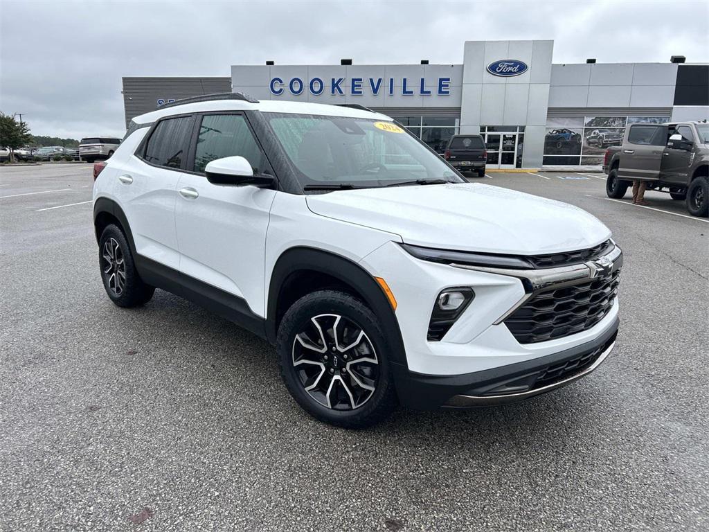 used 2024 Chevrolet TrailBlazer car, priced at $26,994
