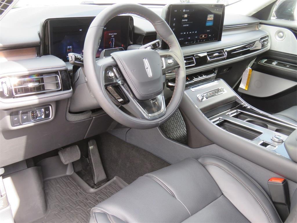 new 2025 Lincoln Aviator car, priced at $75,000