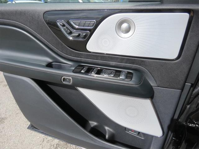 new 2025 Lincoln Aviator car, priced at $75,000