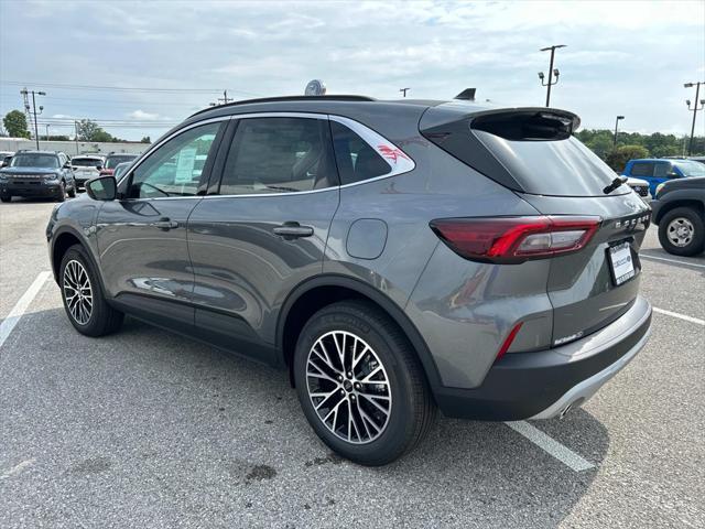 new 2025 Ford Escape PHEV car, priced at $36,517