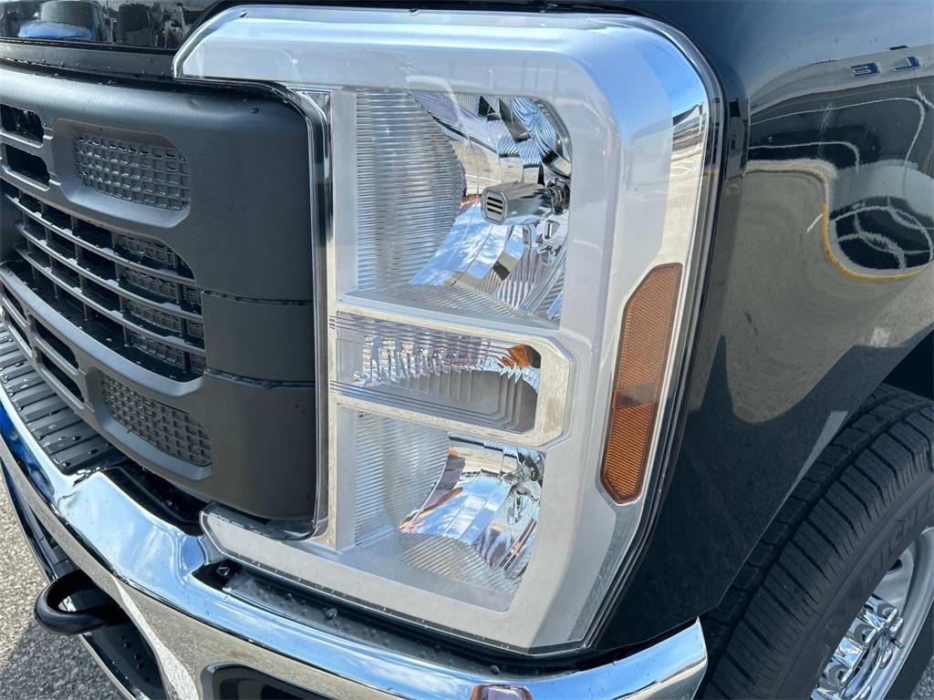 new 2025 Ford F-250 car, priced at $63,000