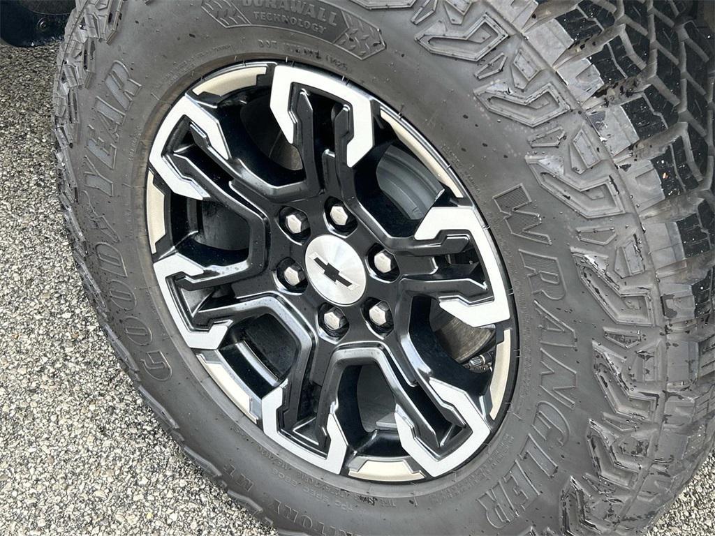 used 2025 Chevrolet Silverado 1500 car, priced at $69,981