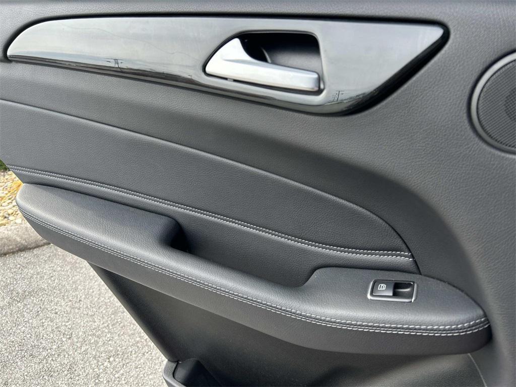 used 2019 Mercedes-Benz GLE 400 car, priced at $19,981