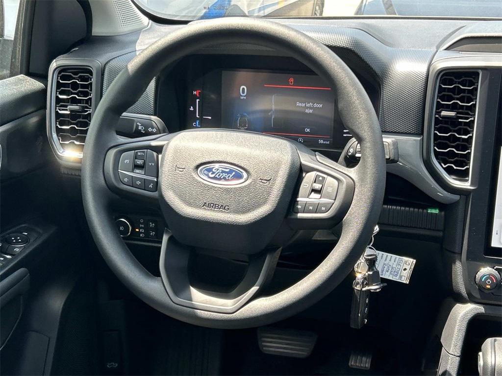 new 2025 Ford Ranger car, priced at $40,000