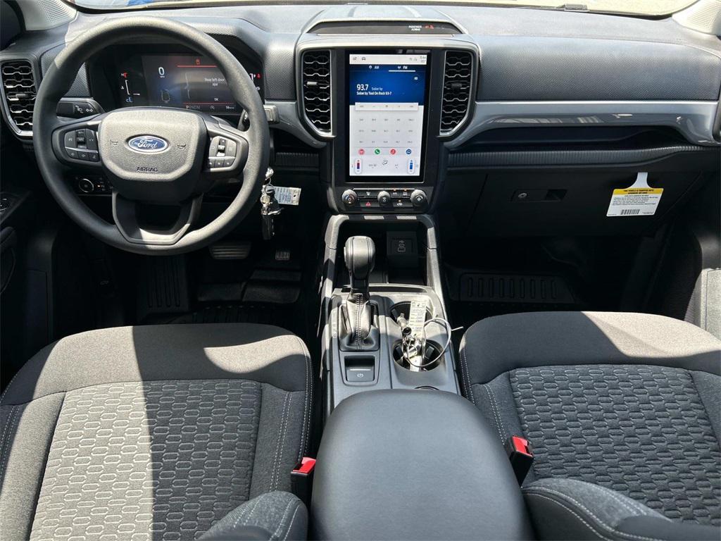 new 2025 Ford Ranger car, priced at $40,000