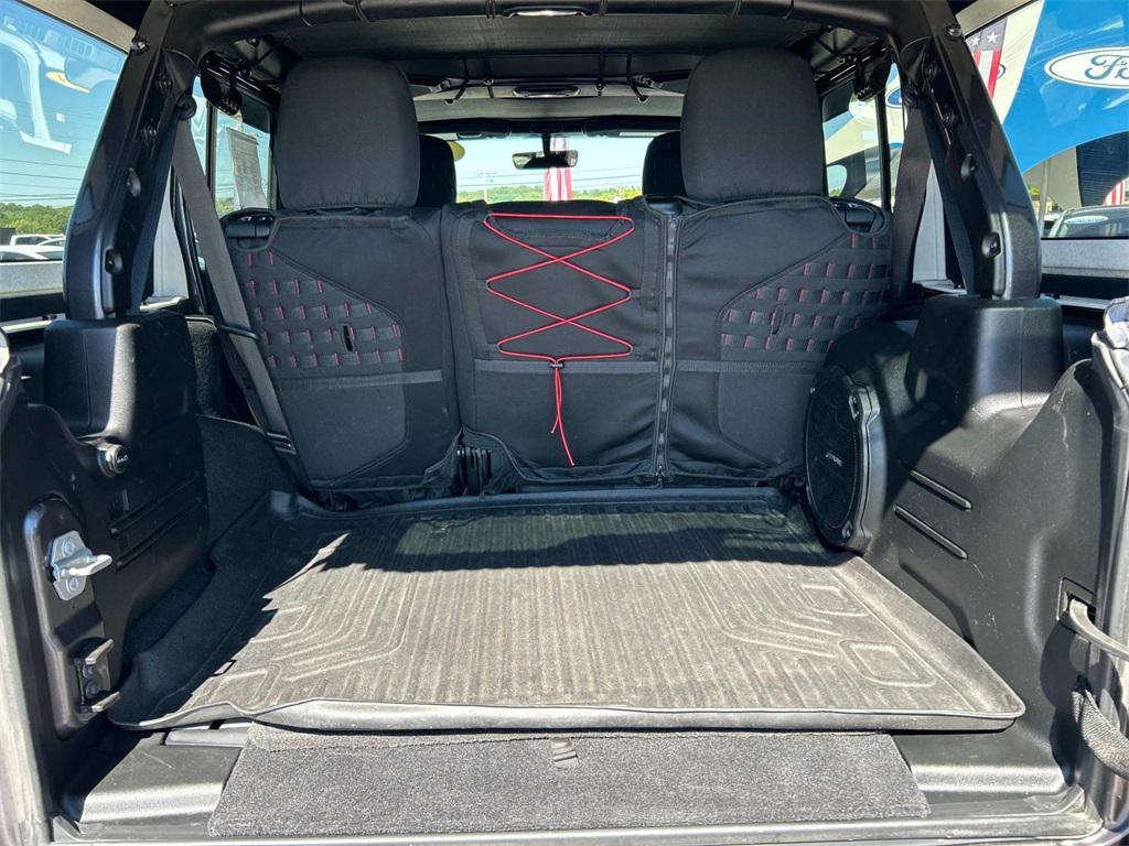 used 2018 Jeep Wrangler Unlimited car, priced at $28,981