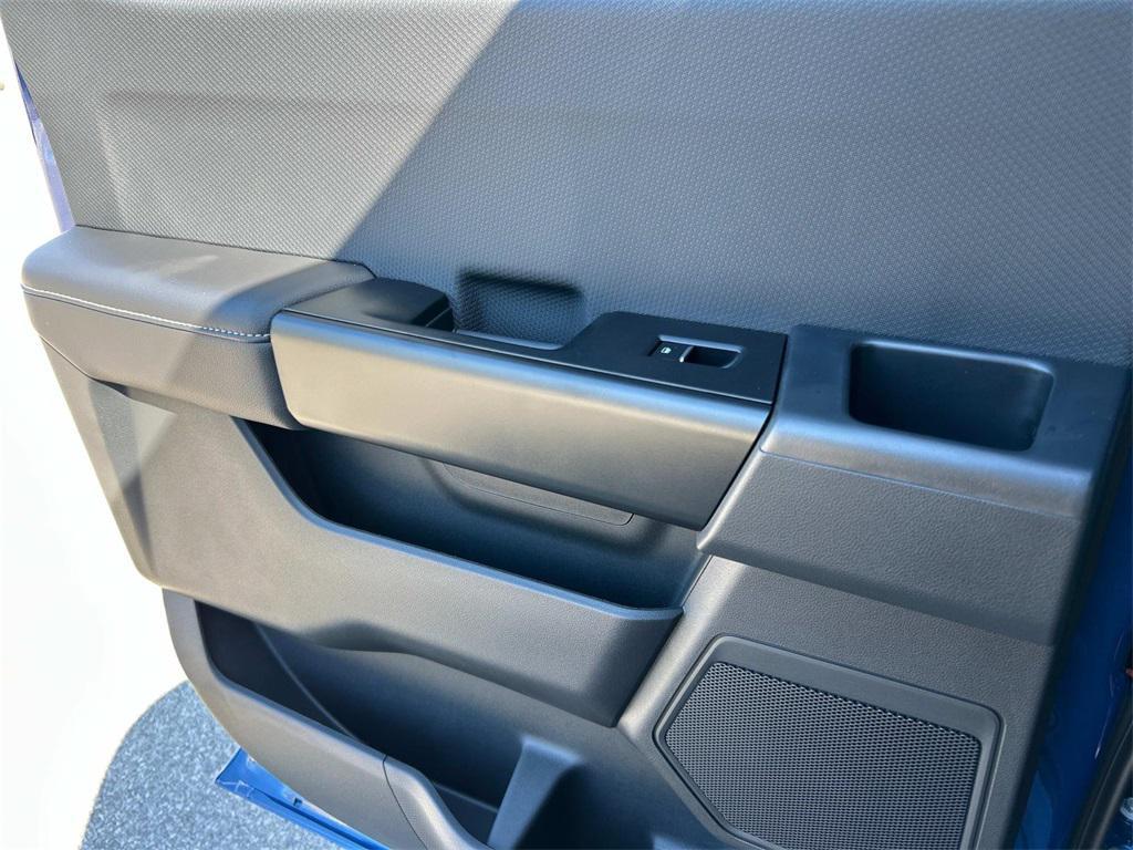 new 2025 Ford F-150 car, priced at $51,000