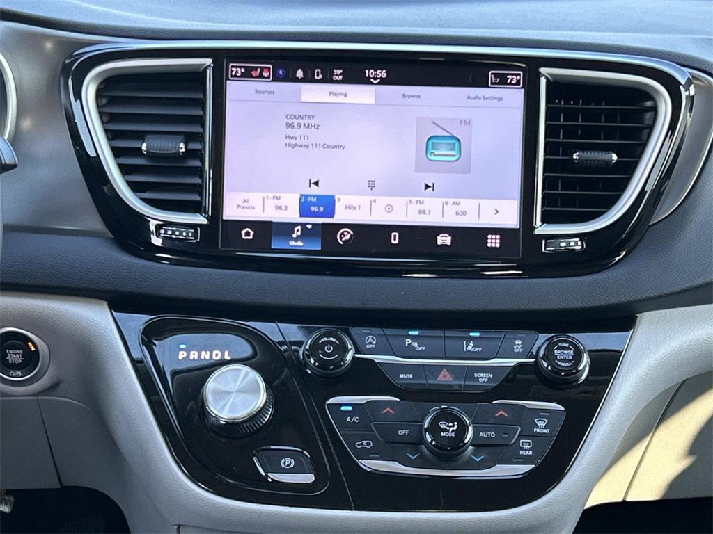used 2024 Chrysler Pacifica car, priced at $29,981