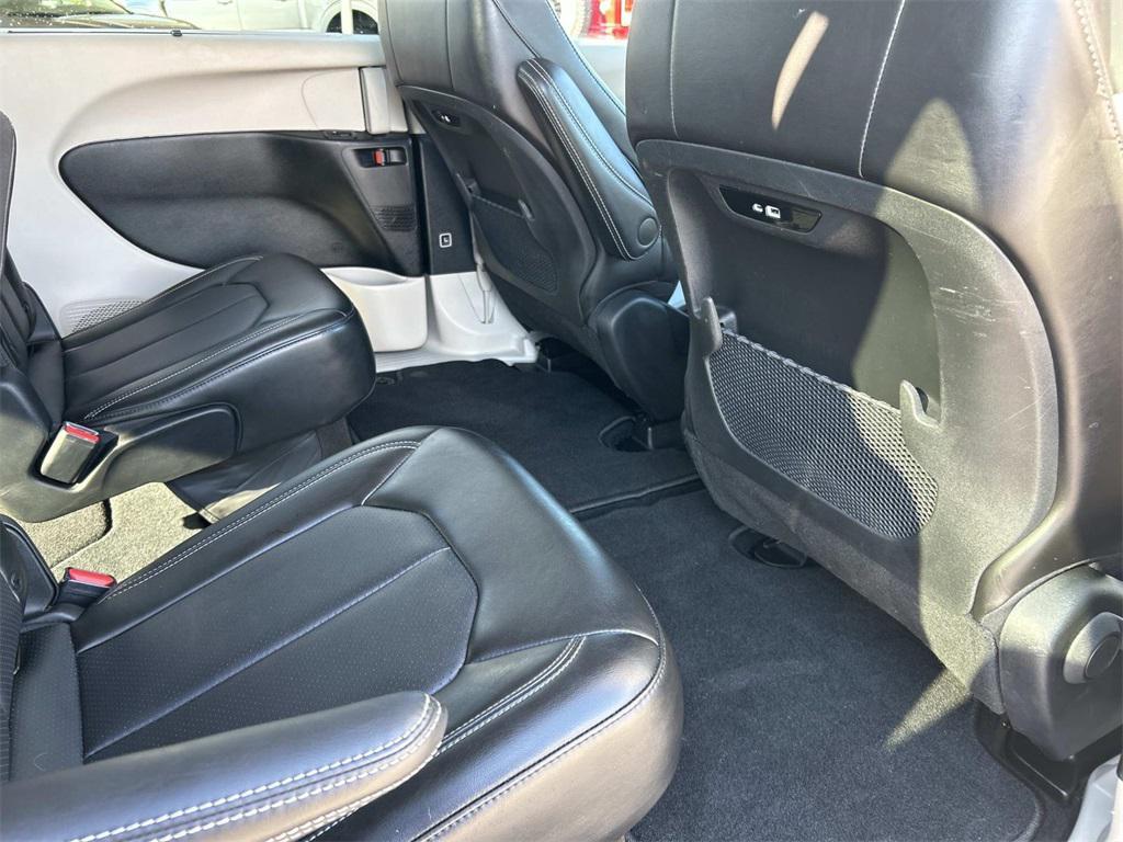 used 2024 Chrysler Pacifica car, priced at $29,981