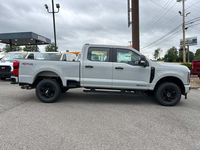 new 2025 Ford F-350 car, priced at $71,000