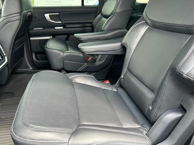 new 2025 Ford Expedition car, priced at $84,620