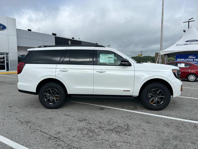 new 2025 Ford Expedition car, priced at $87,540