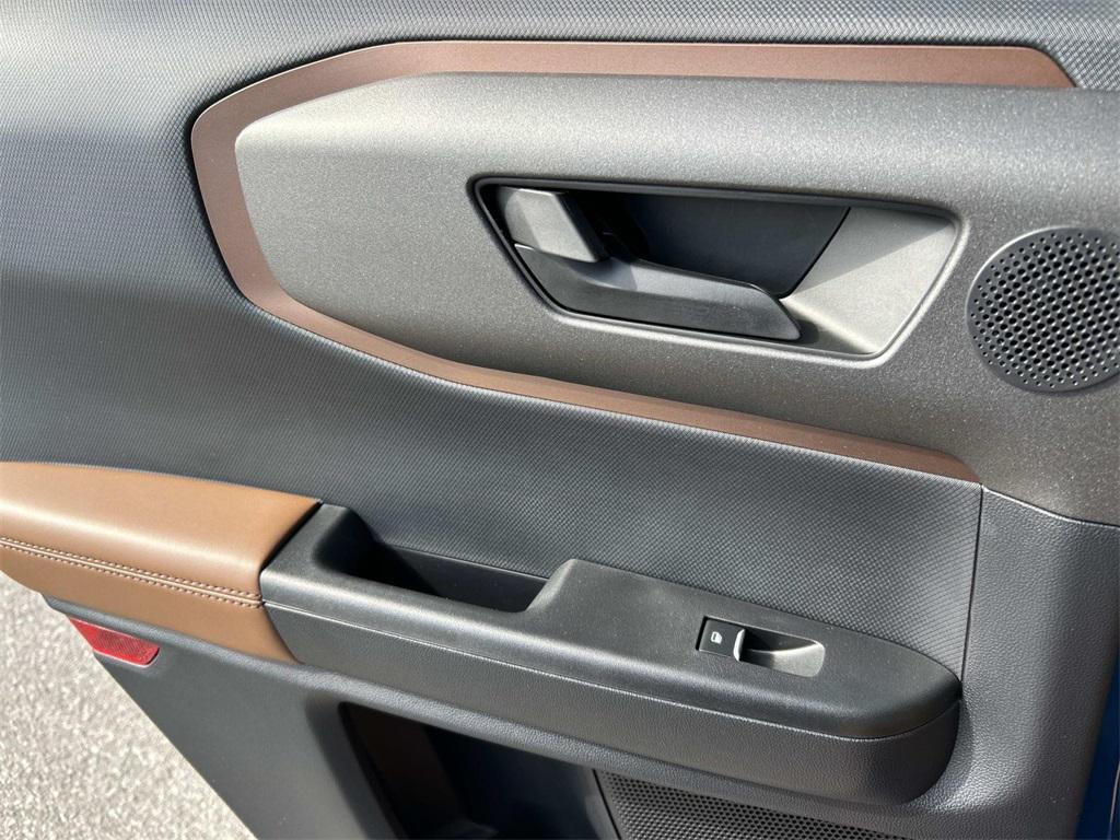 new 2025 Ford Bronco Sport car, priced at $40,000