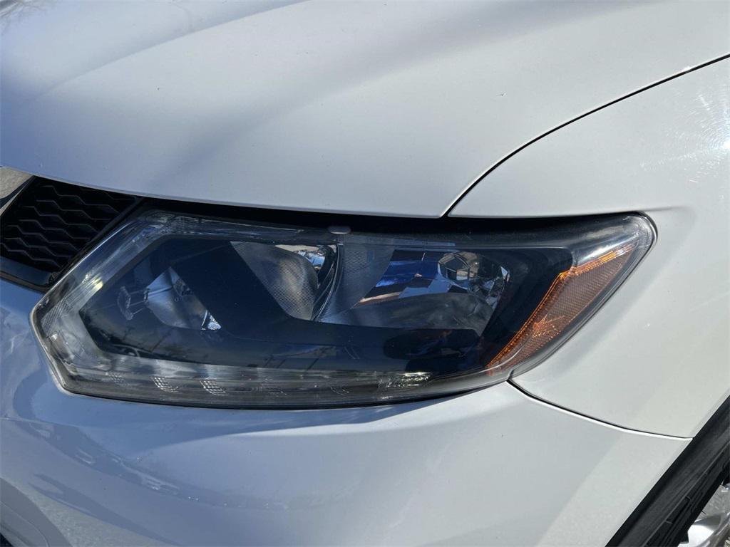 used 2016 Nissan Rogue car, priced at $12,981