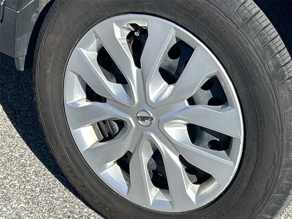 used 2016 Nissan Rogue car, priced at $12,981