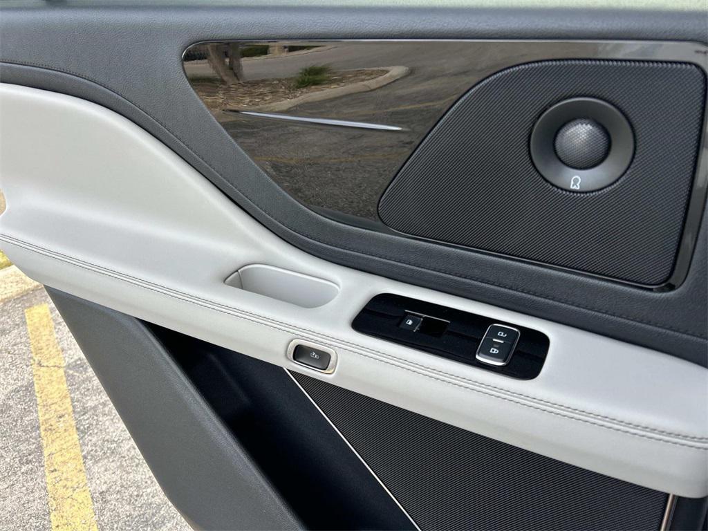 new 2026 Lincoln Aviator car, priced at $71,785