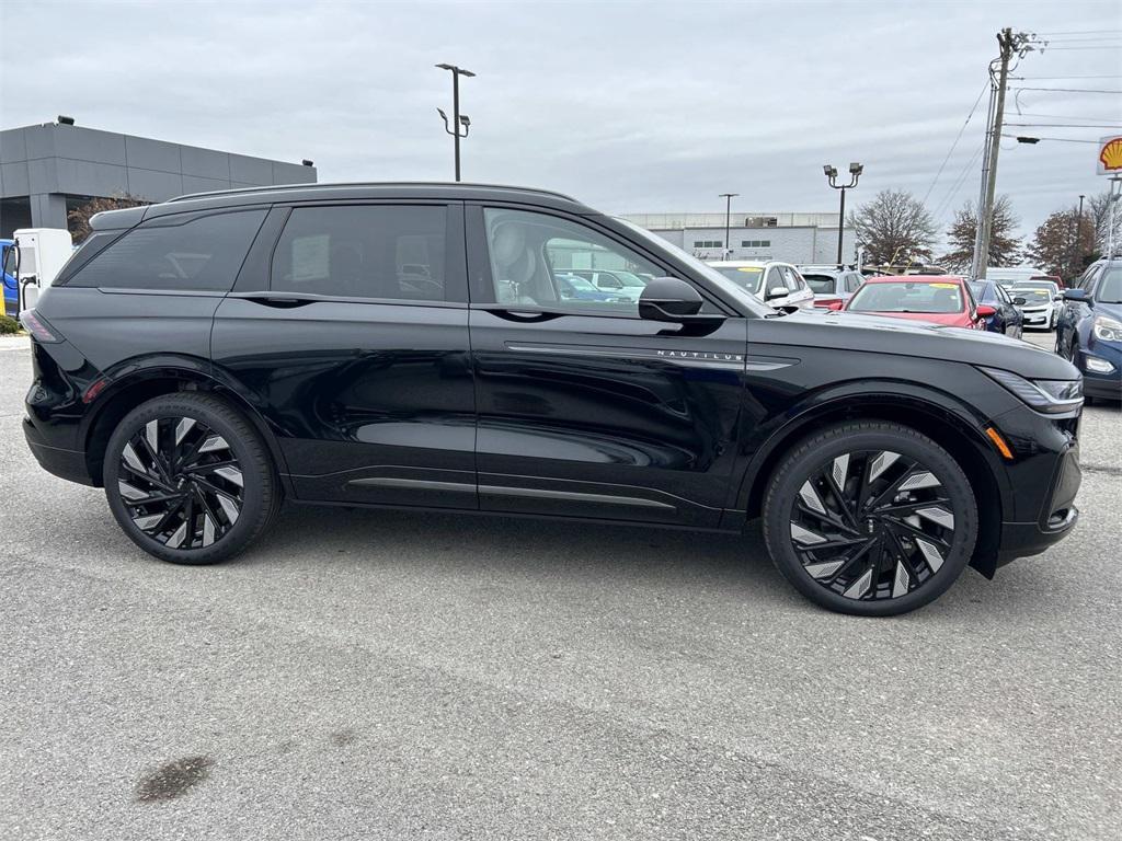 new 2026 Lincoln Nautilus car, priced at $73,045