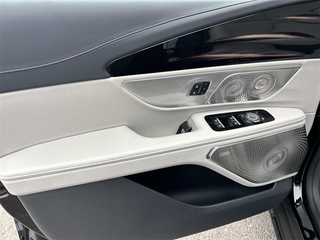 new 2026 Lincoln Nautilus car, priced at $73,045