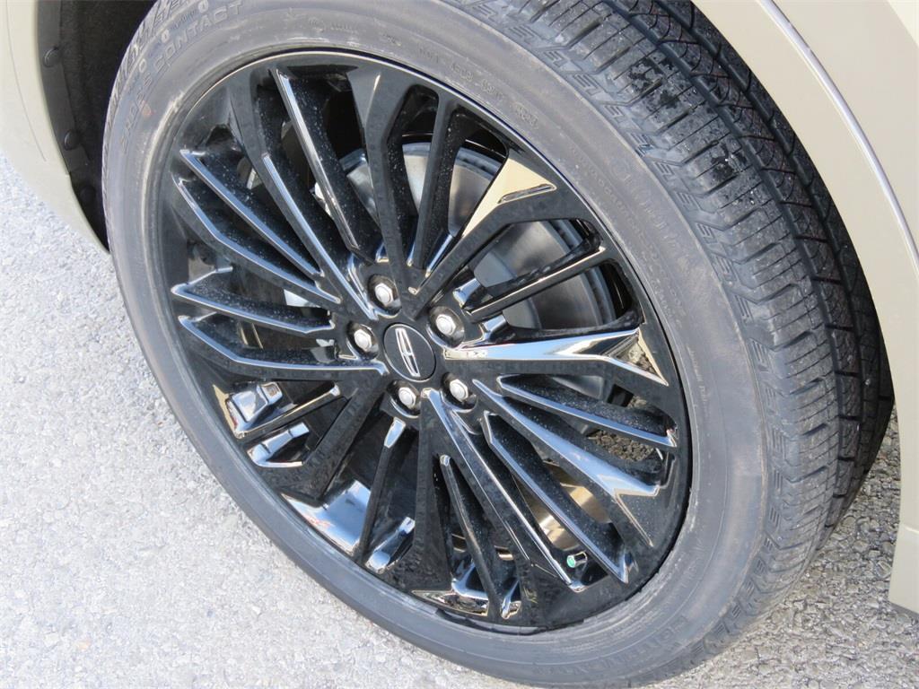 new 2025 Lincoln Corsair car, priced at $54,000