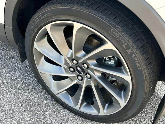 used 2022 Lincoln Nautilus car, priced at $43,981