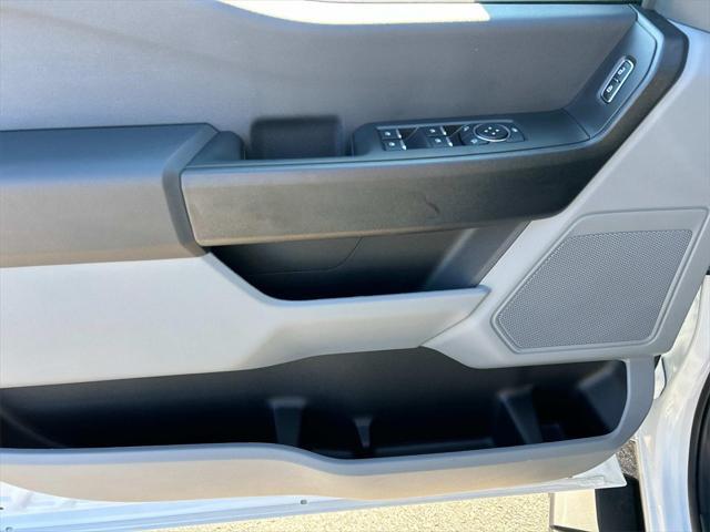 new 2025 Ford F-250 car, priced at $67,500