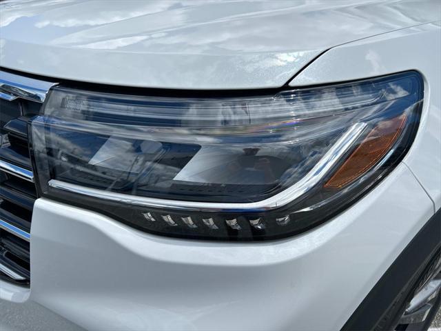 new 2025 Ford Explorer car, priced at $47,551