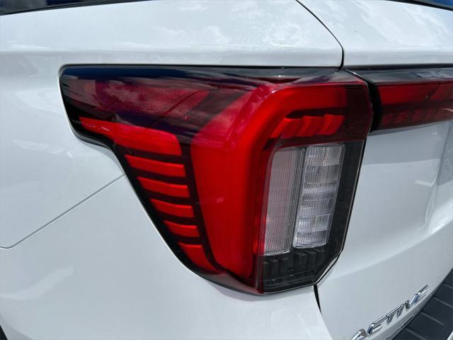 new 2025 Ford Explorer car, priced at $47,551