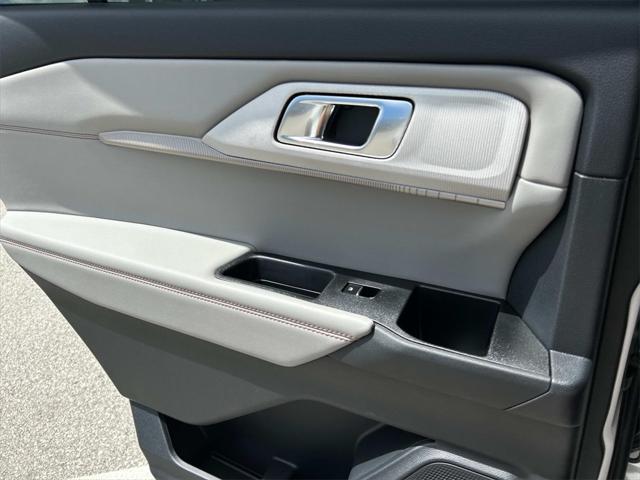 new 2025 Ford Explorer car, priced at $47,551
