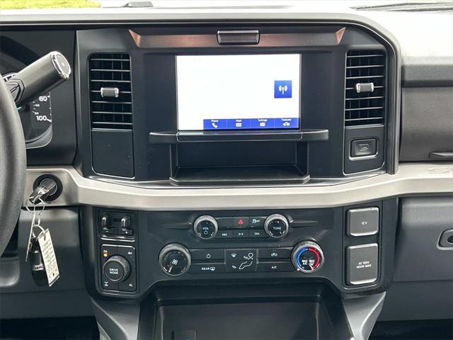 new 2025 Ford F-350 car, priced at $61,000