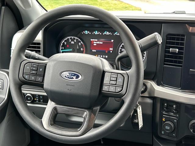 new 2025 Ford F-350 car, priced at $61,000