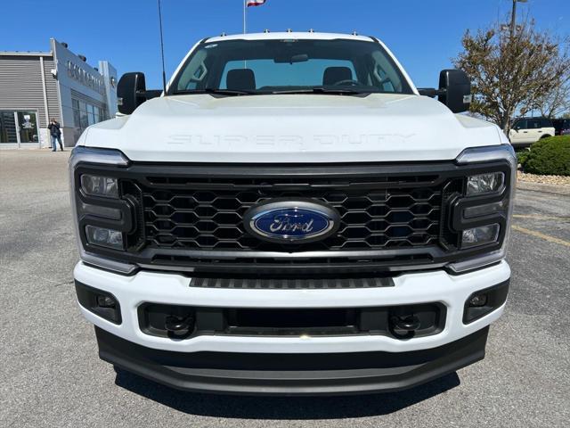 new 2025 Ford F-350 car, priced at $60,000