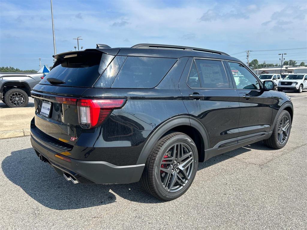 new 2025 Ford Explorer car, priced at $59,700