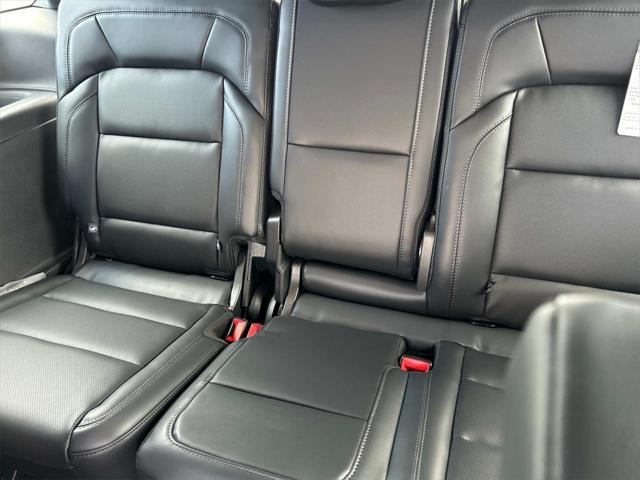 new 2025 Lincoln Navigator car, priced at $104,000