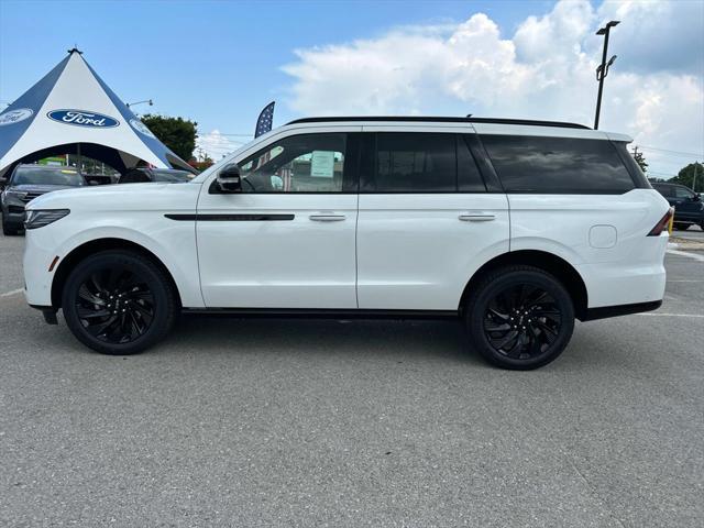 new 2025 Lincoln Navigator car, priced at $104,000