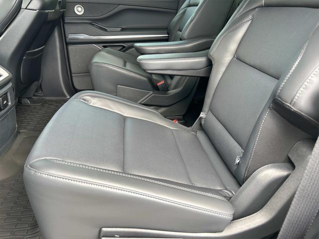 new 2025 Lincoln Navigator car, priced at $104,000