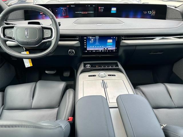 new 2025 Lincoln Navigator car, priced at $104,000