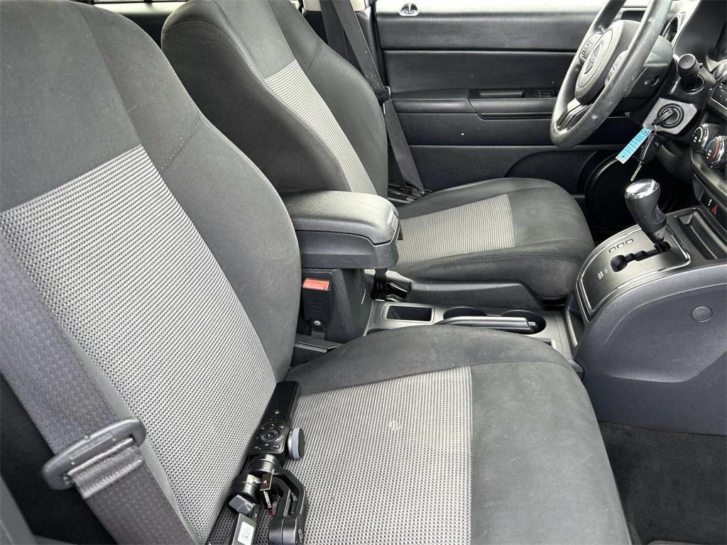 used 2016 Jeep Compass car, priced at $9,999