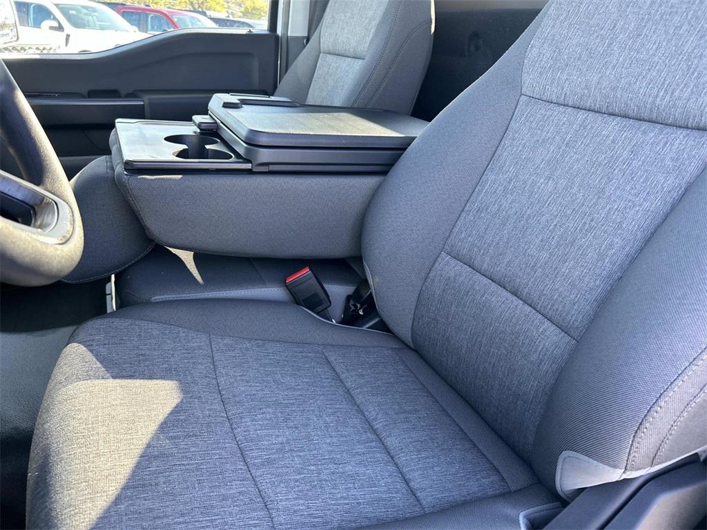 new 2025 Ford F-150 car, priced at $48,000