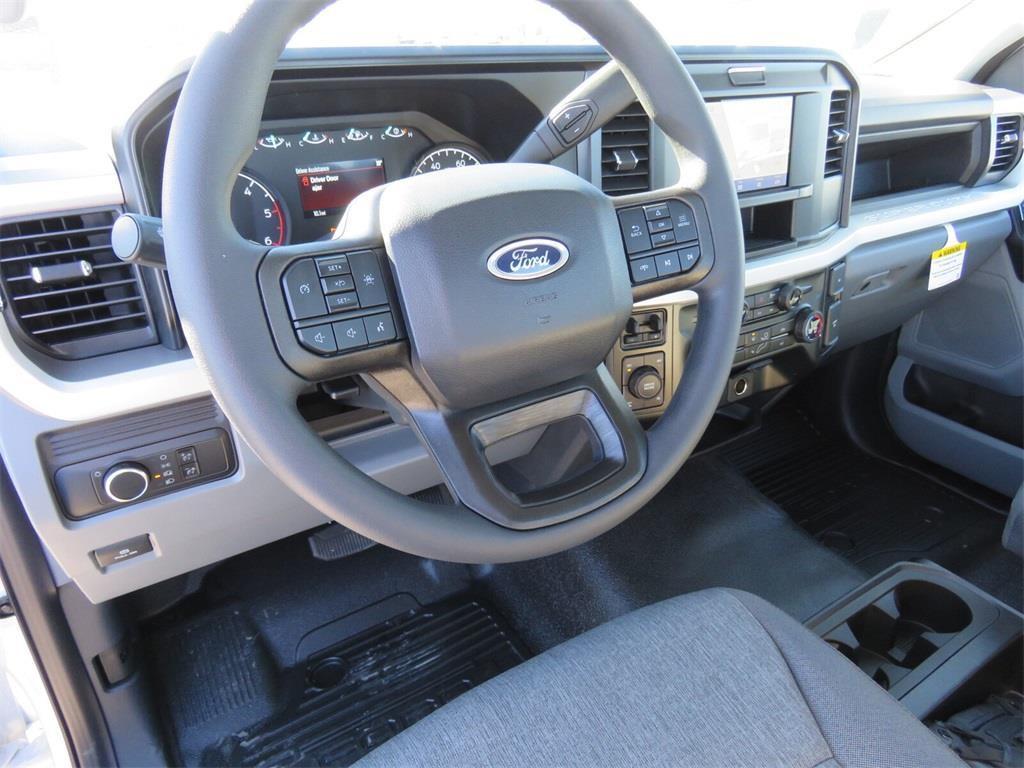 new 2025 Ford F-350 car, priced at $55,000