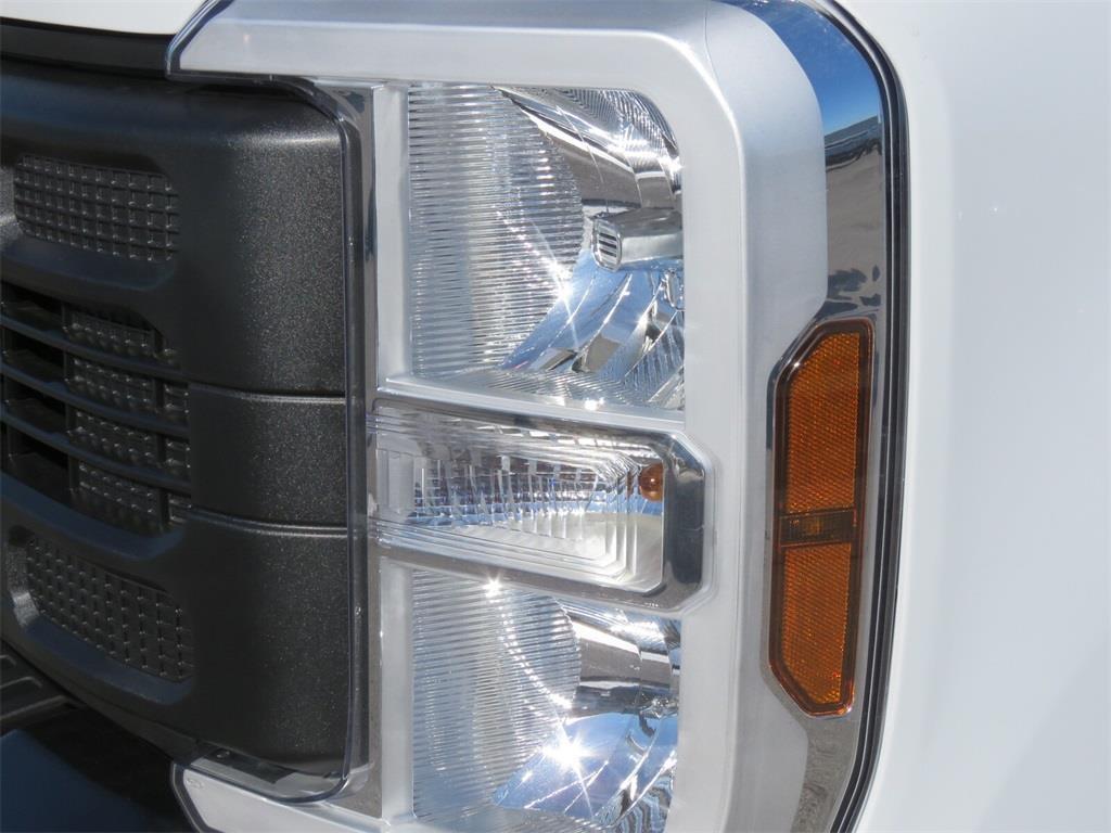 new 2025 Ford F-350 car, priced at $55,000