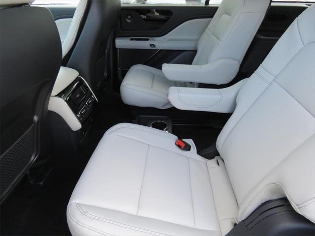 new 2025 Lincoln Aviator car, priced at $63,700