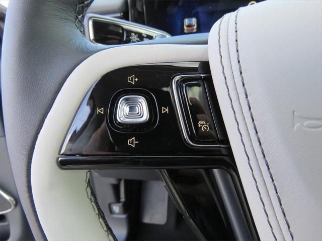 new 2025 Lincoln Aviator car, priced at $63,700