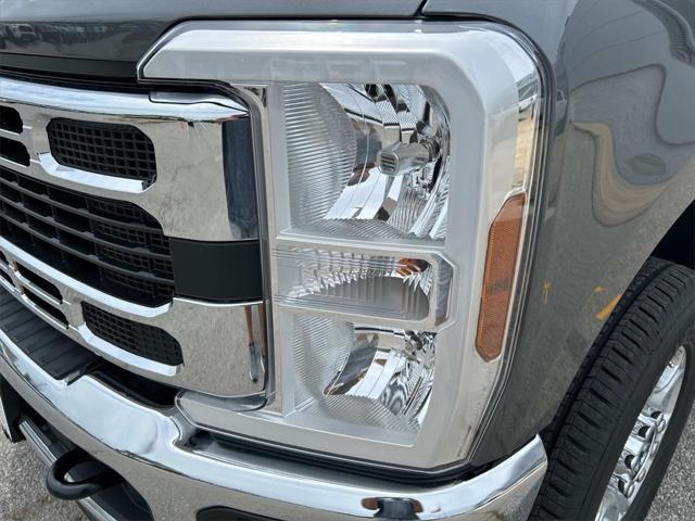 new 2025 Ford F-250 car, priced at $73,580