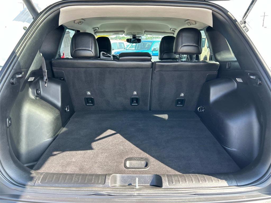 used 2021 Jeep Cherokee car, priced at $23,993
