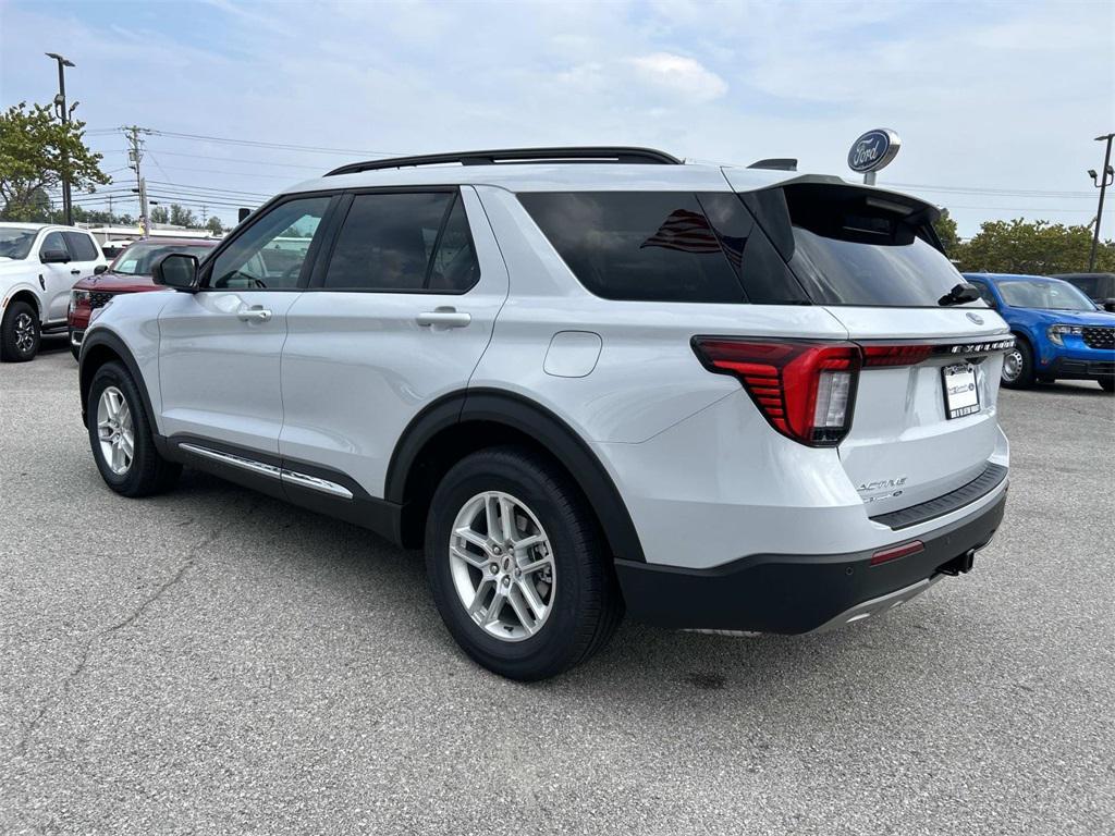 new 2025 Ford Explorer car, priced at $45,345