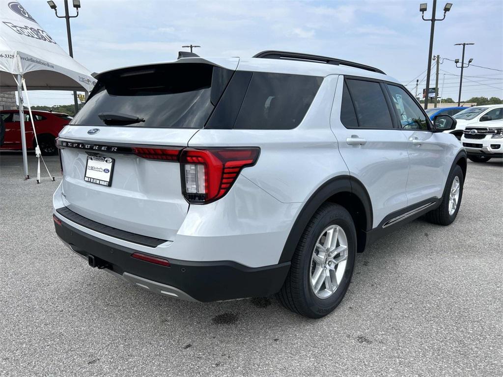 new 2025 Ford Explorer car, priced at $45,345