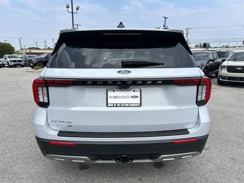 new 2025 Ford Explorer car, priced at $45,345