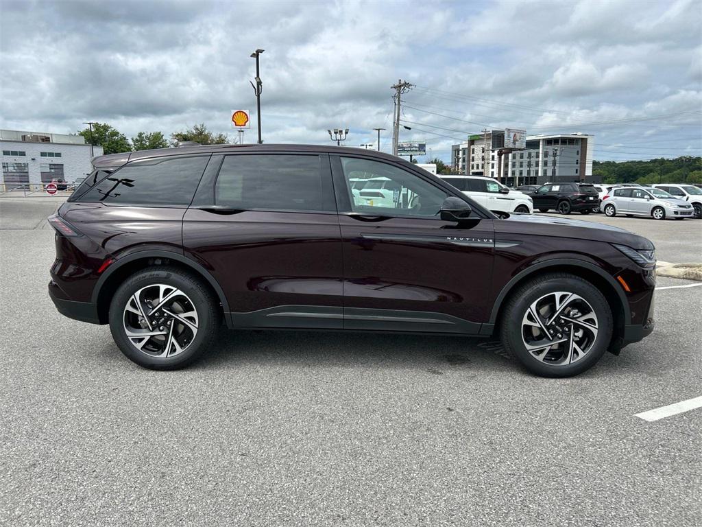 new 2025 Lincoln Nautilus car, priced at $59,285
