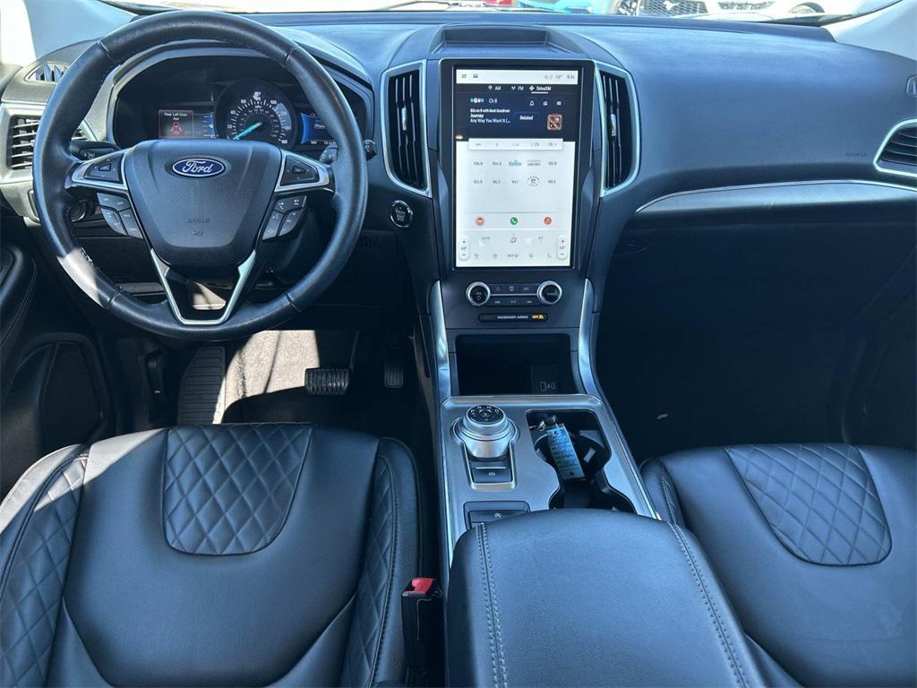 used 2024 Ford Edge car, priced at $29,999